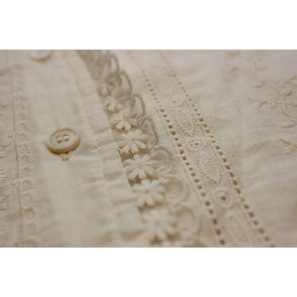 Metwo women's Victorian Gunne Sax style embroidered blouse L‎ - Picture 11 of 11